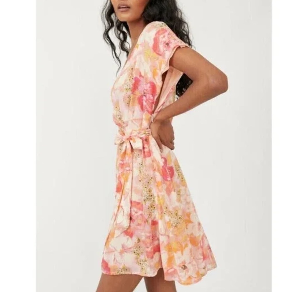 Free People Freddy Tie Mini Dress Size XS Orange Pink Floral V-Neck Bohemian